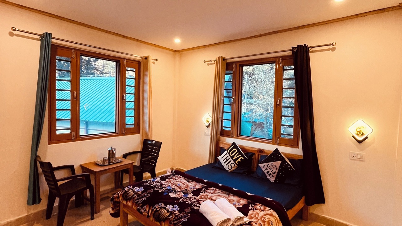 Photo of Bedroom in Bagori