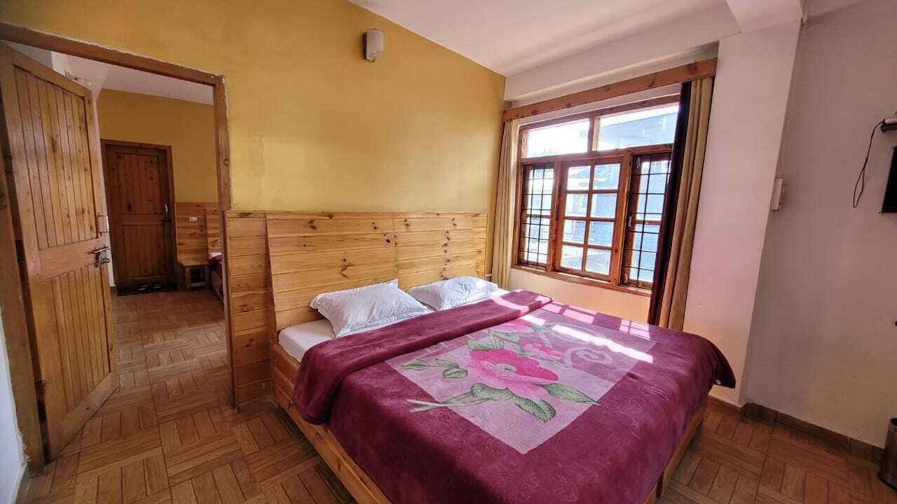 Photo of Bedroom in New Manali