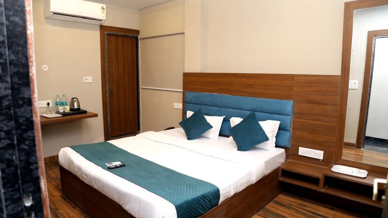 Photo of Bedroom in Mhow