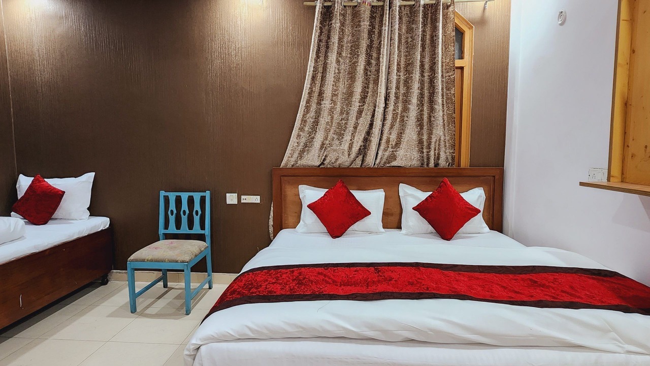 Photo of Bedroom in Dariyaganj