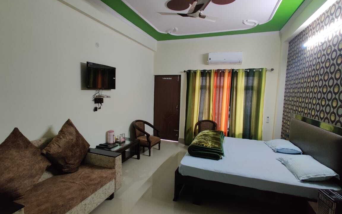 Photo of Bedroom in Srinagar