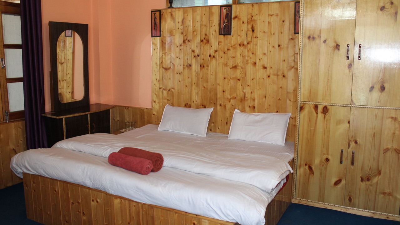 Photo of Bedroom in Old Manali