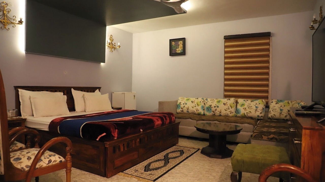 Photo of Bedroom in Shikohabad