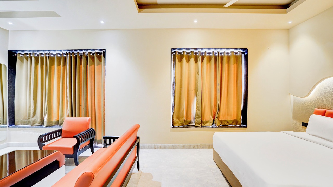 Photo of Bedroom in Sector 70