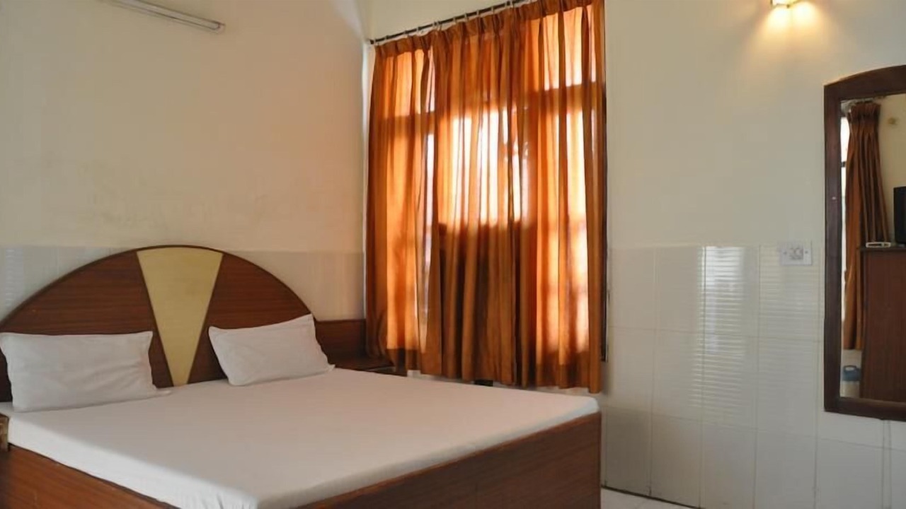 Photo of Bedroom in Sector 45