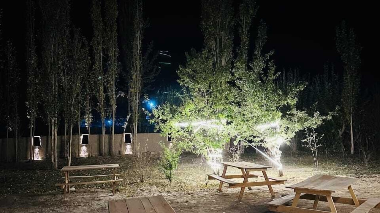 Photo of Outdoor in Hunder