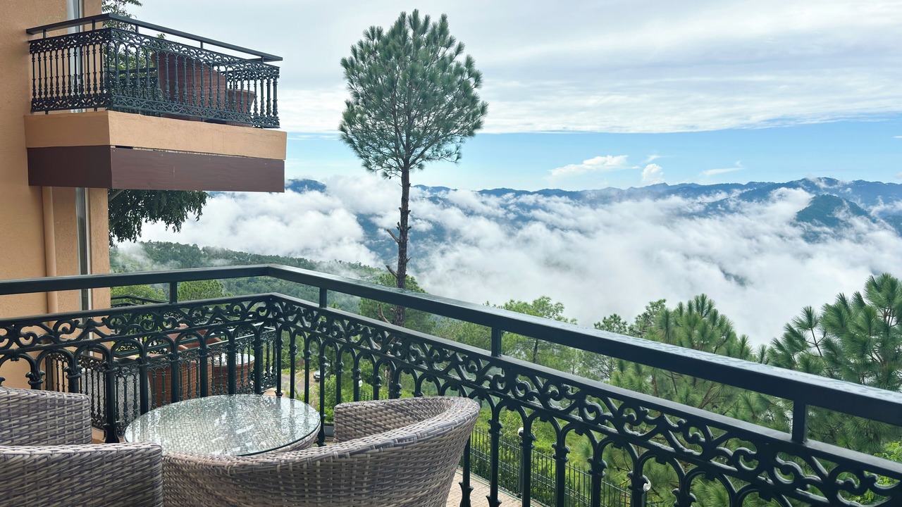 Photo of Patio Balcony in Pachhad