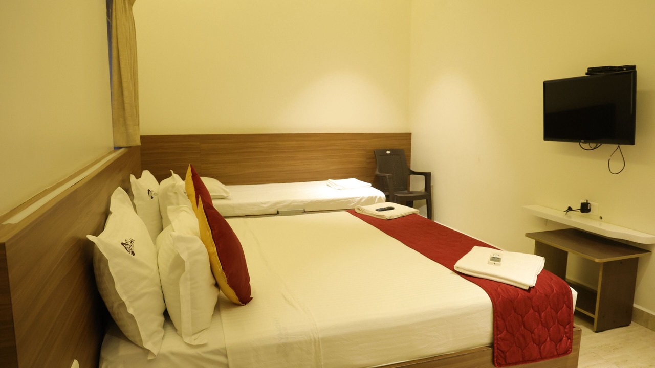 Photo of Bedroom in Palani