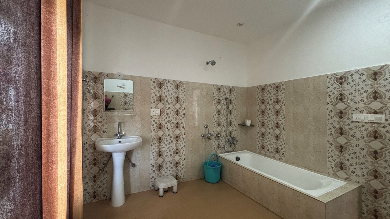 Photo of Bathroom in Gunehr