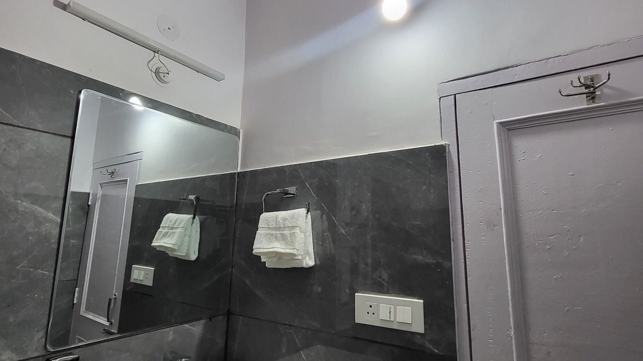 Photo of Bathroom in Kandaghat