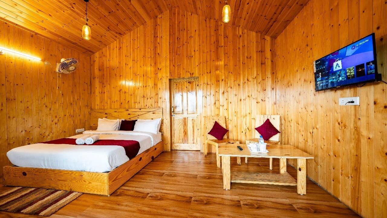 Photo of Patio Balcony in Naina Range