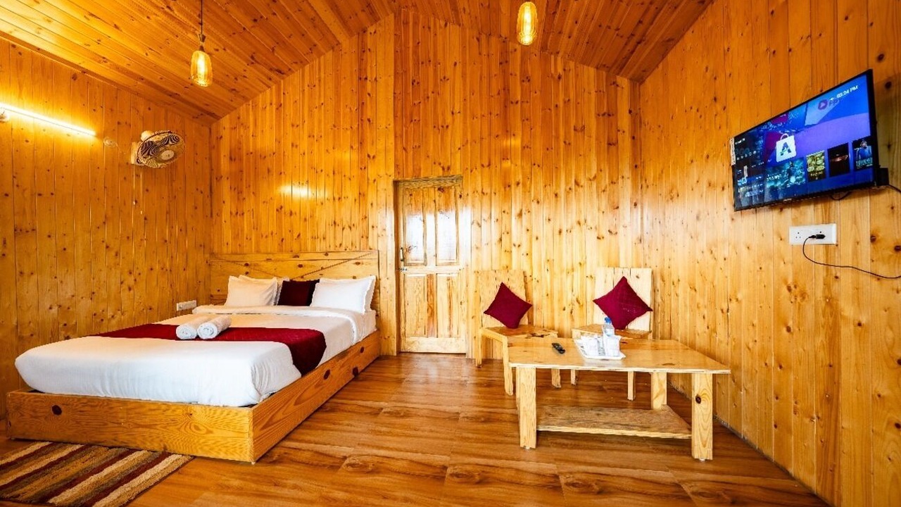 Photo of Patio Balcony in Naina Range