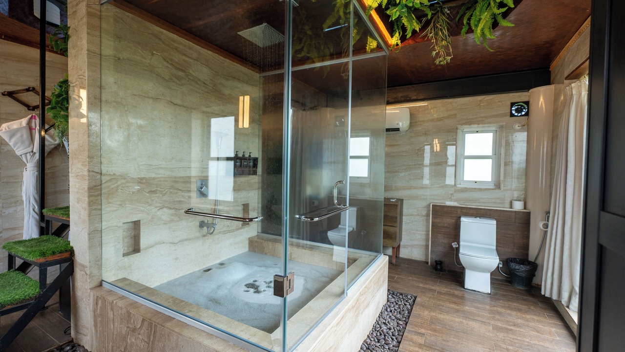 Photo of Bathroom in Vada