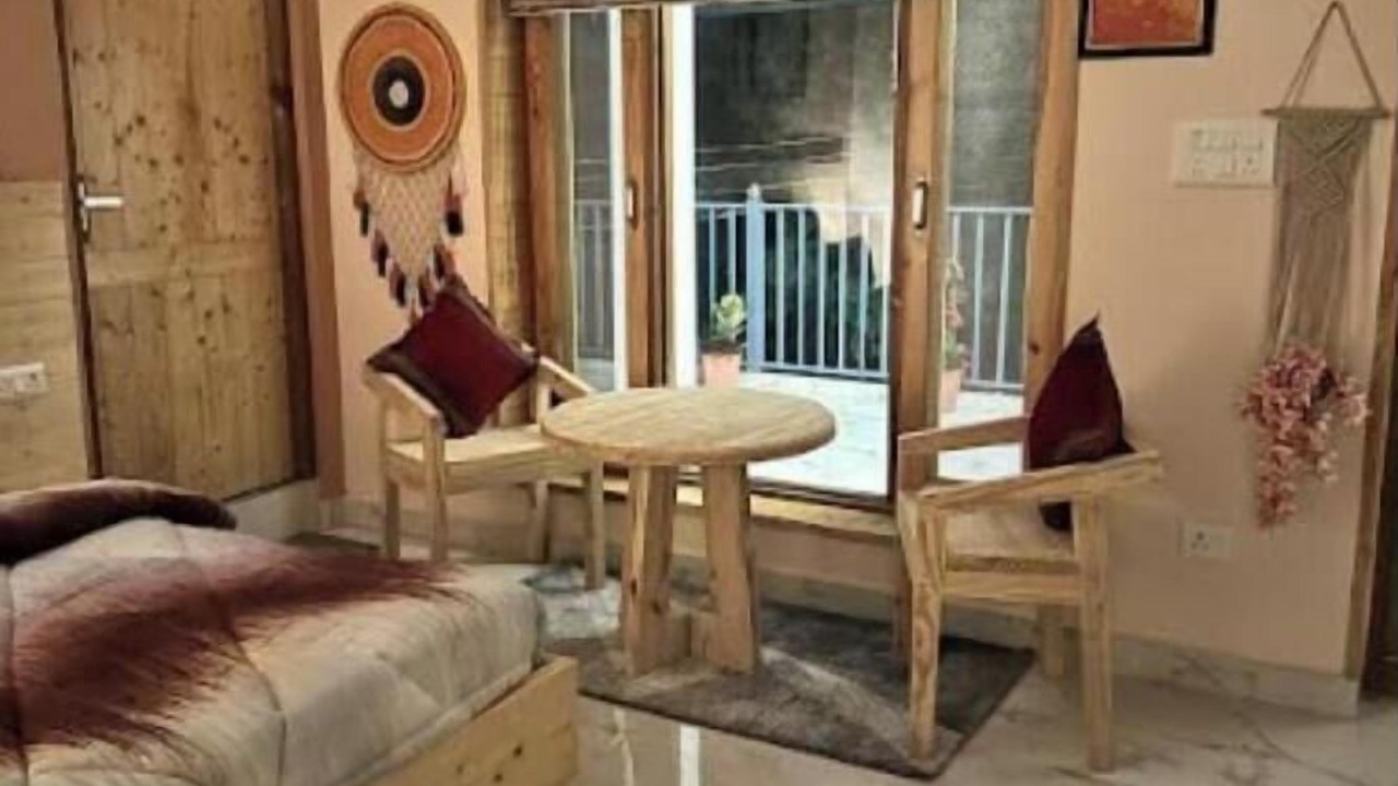 Photo of Patio Balcony in Mukteshwar
