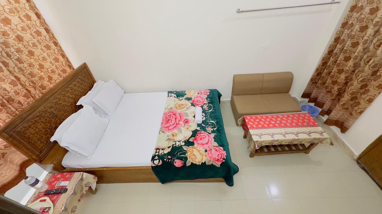 Photo of Bedroom in Mohammadpur