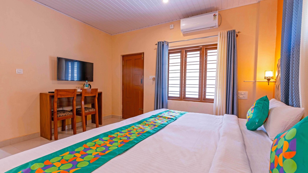 Photo of Bedroom in Somvarpet