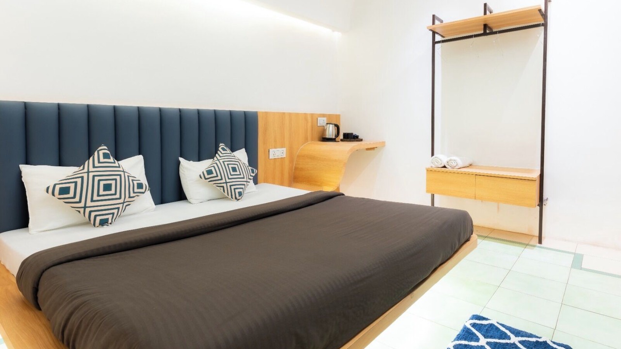 Photo of Bedroom in Taj Ganj