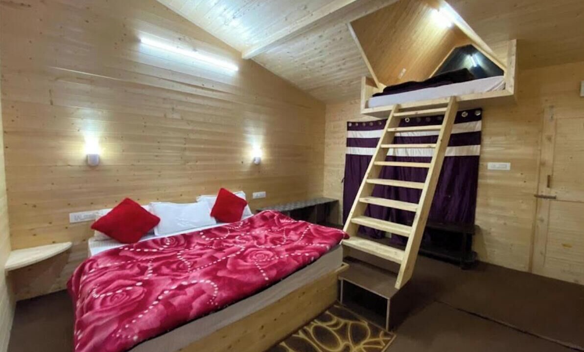 Photo of Bedroom in Auli