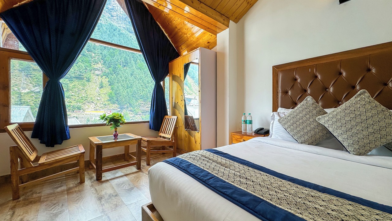 Photo of Bedroom in Manali