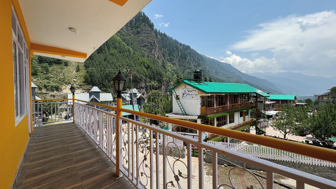 Photo of Bedroom in Manali