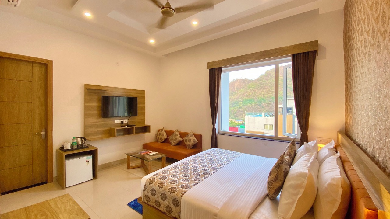 Photo of Bedroom in Tapovan