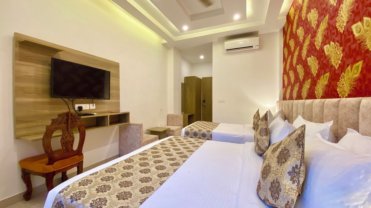 Photo of Bedroom in Tapovan