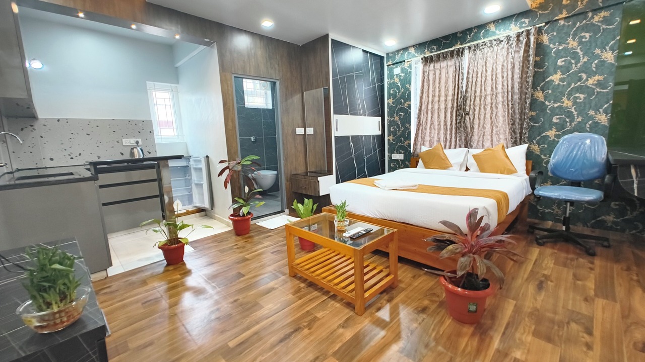 Photo of Bedroom in HBR Layout