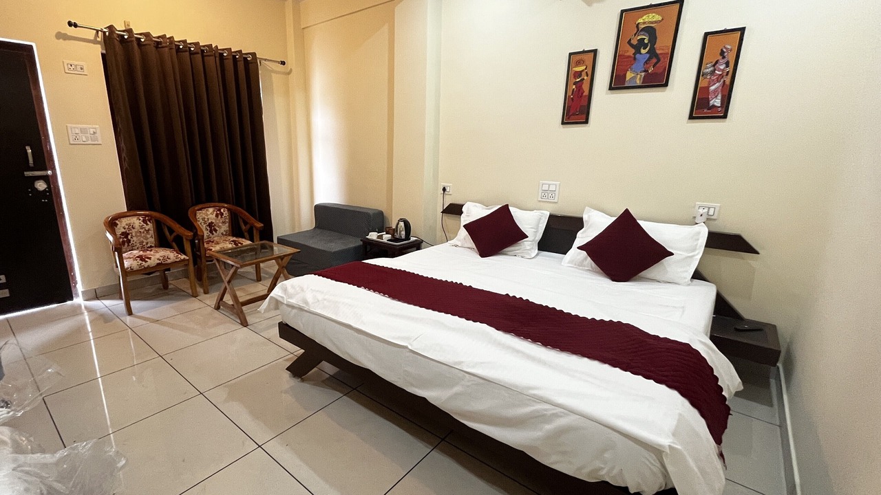 Photo of Bedroom in Rajgarhi