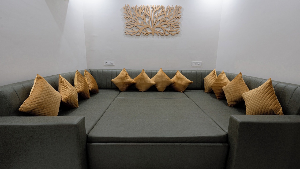 Photo of Bedroom in Paliyal Gaon
