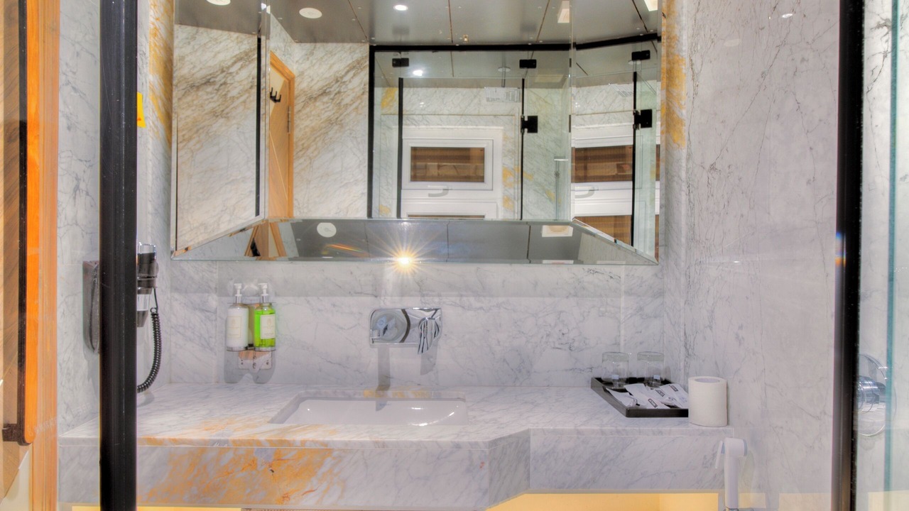 Photo of Bathroom in Paharganj