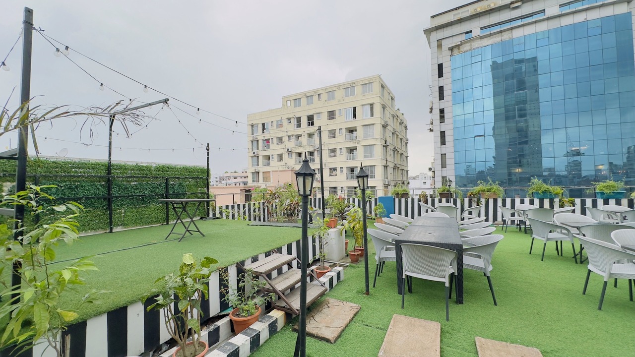 Photo of Patio Balcony in Dhanmondi
