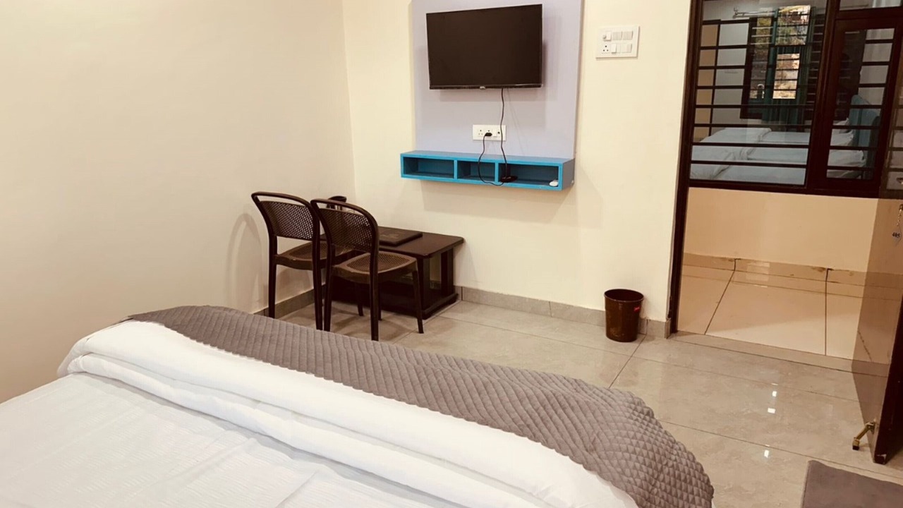 Photo of Bedroom in Shivanandi