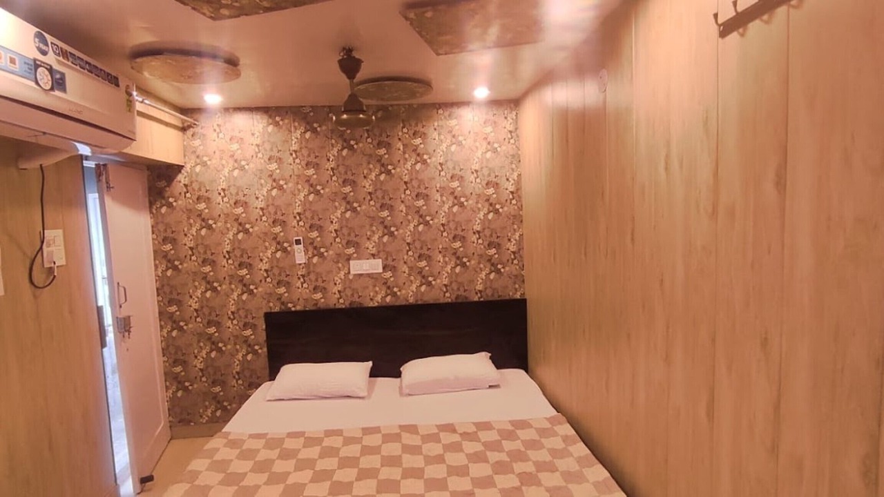 Photo of Bedroom in Mandi