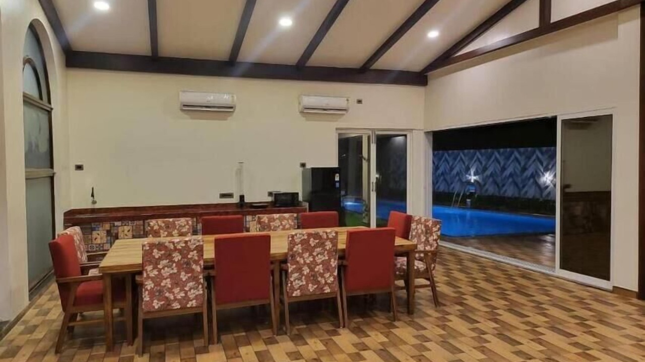 Photo of Livingroom in Khalapur