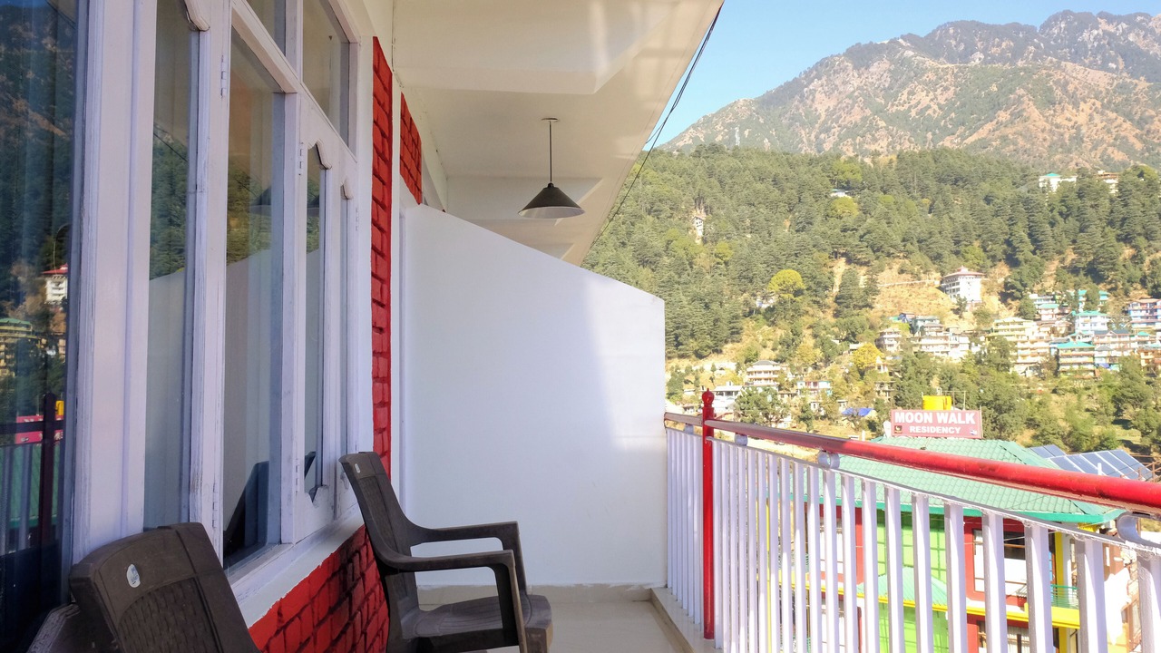 Photo of Patio Balcony in McLeod Ganj