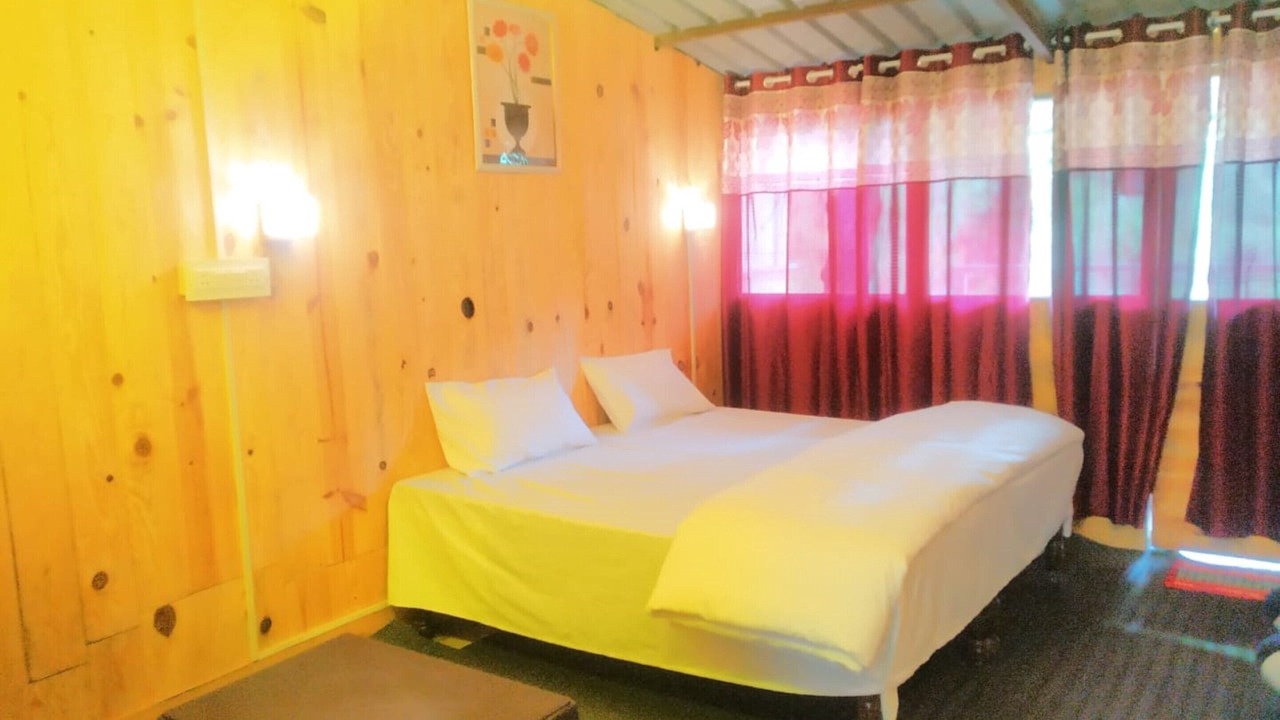 Photo of Bedroom in Naina Range