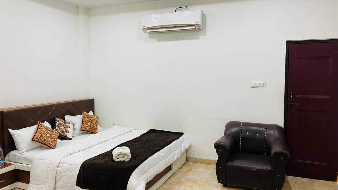 Photo of Bedroom in Maheshwar