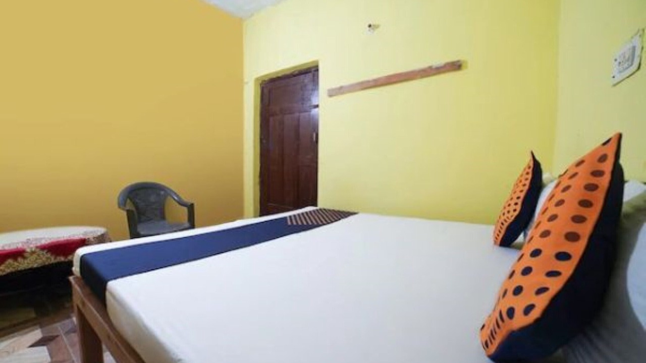 Photo of Bedroom in Chamoli