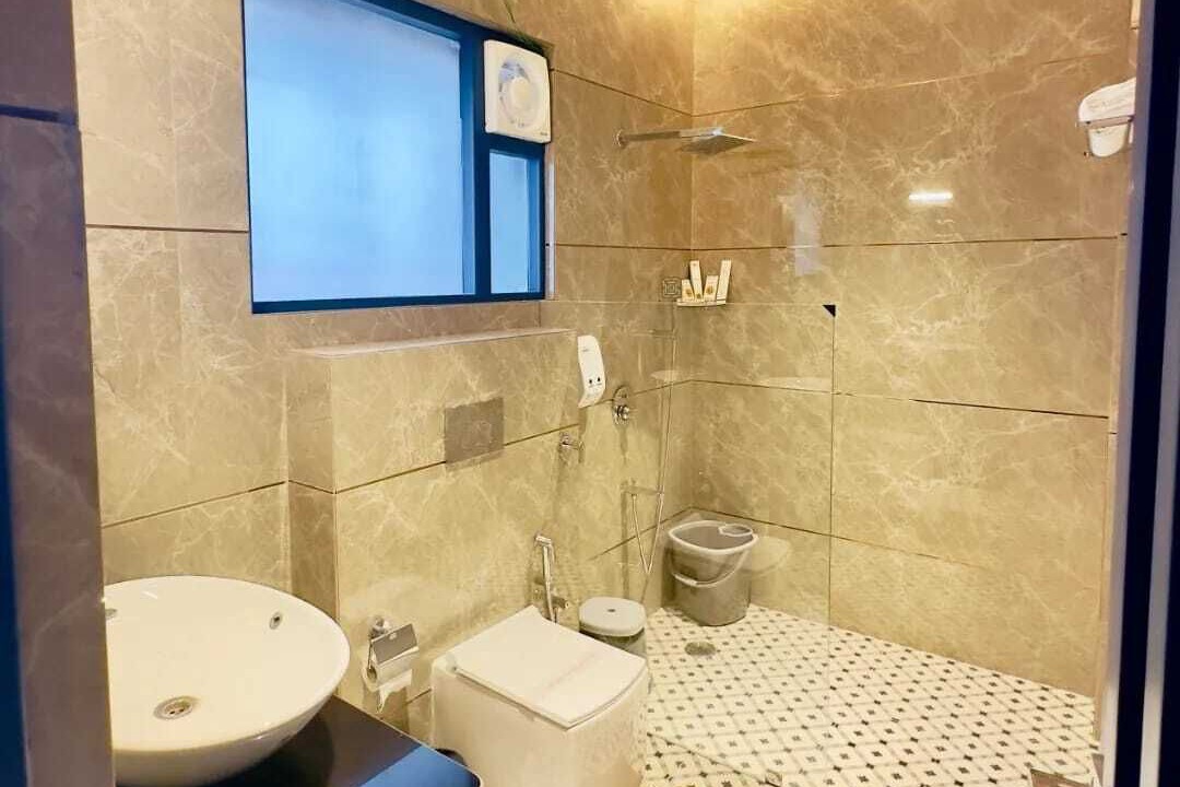 Photo of Bathroom in Lansdowne