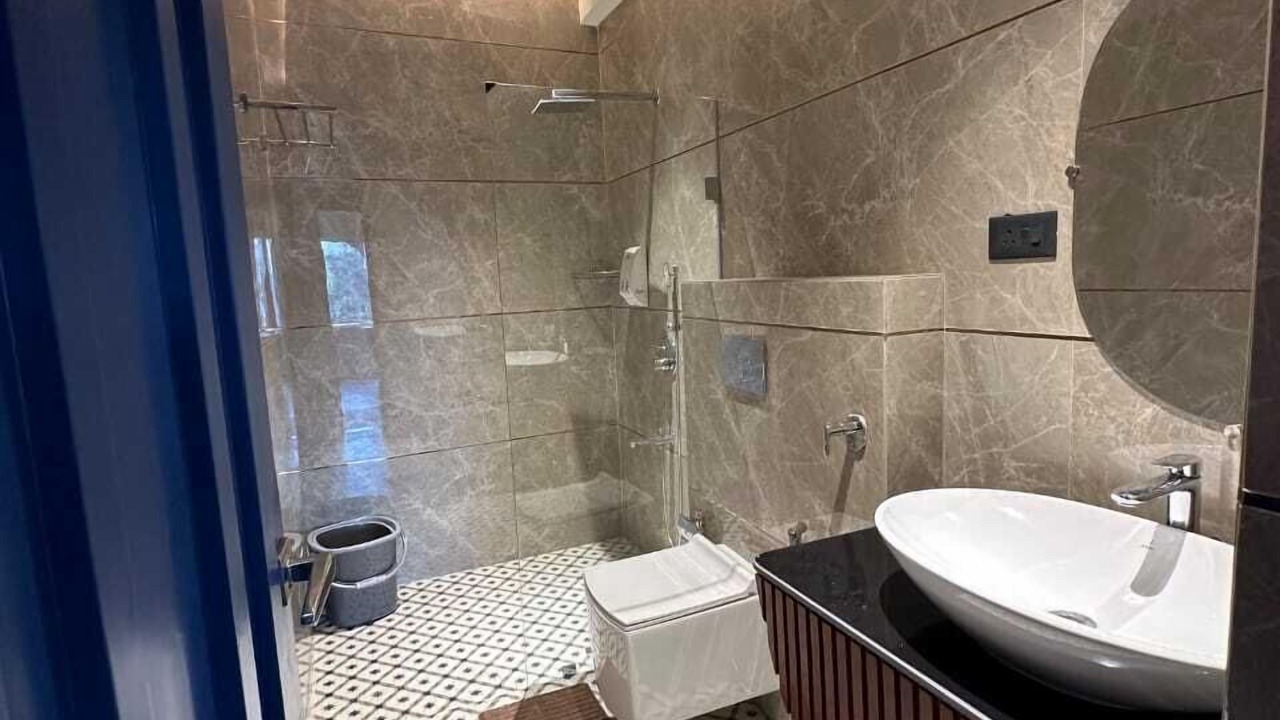 Photo of Bathroom in Lansdowne