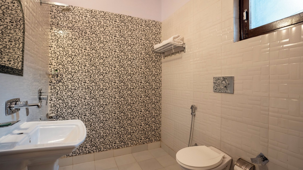 Photo of Bathroom in Bail Parao