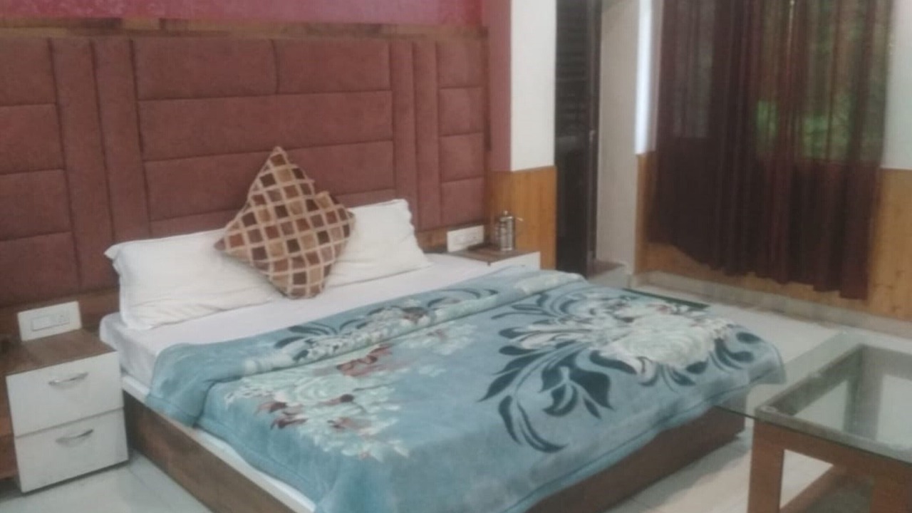 Photo of Bedroom in Mandi