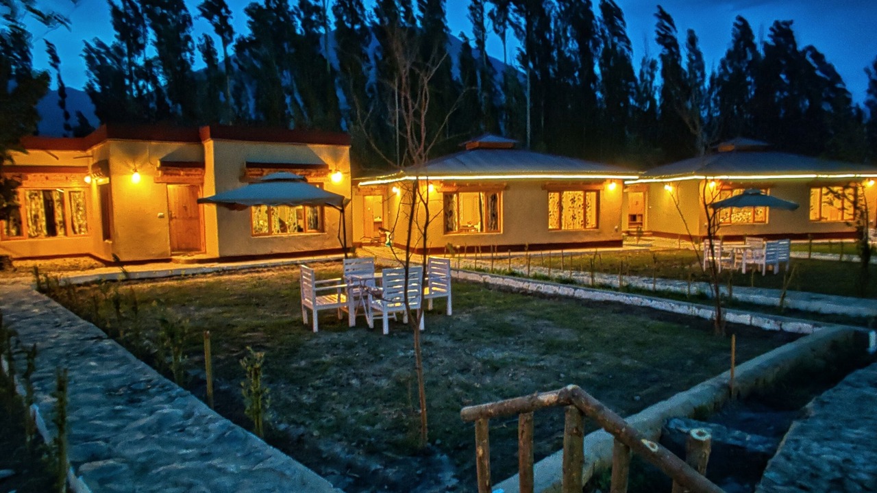 Photo of Outdoor in Hunder