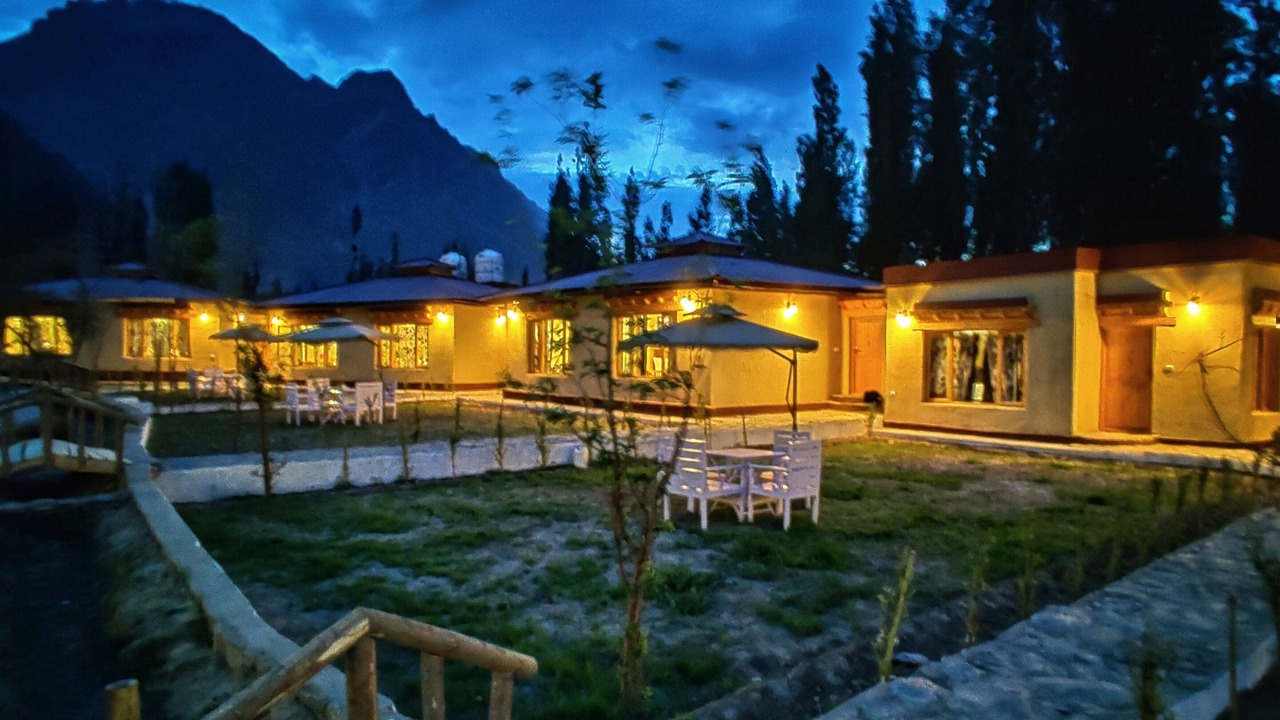 Photo of Outdoor in Hunder