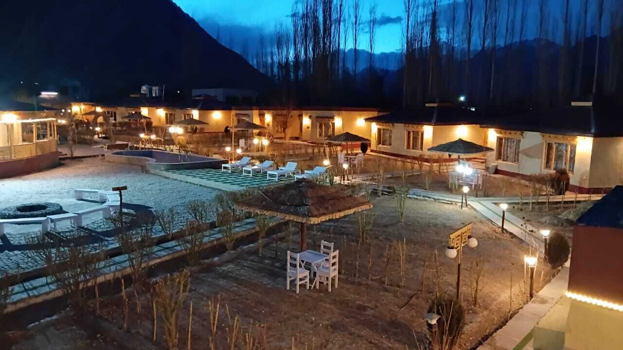 Photo of Outdoor in Hunder