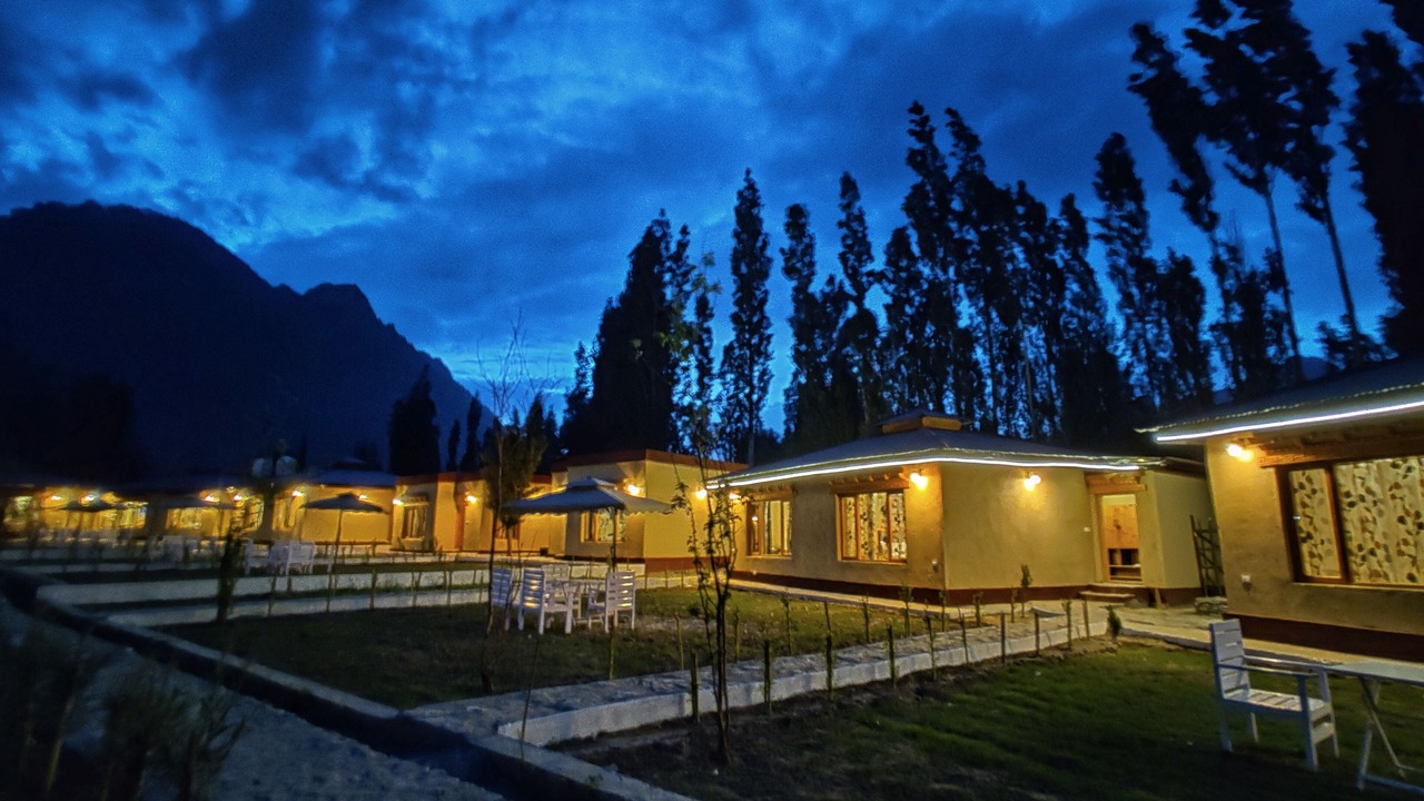 Photo of Outdoor in Hunder