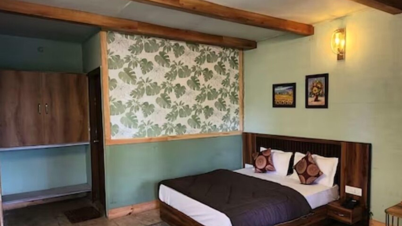 Photo of Bedroom in Naina Range