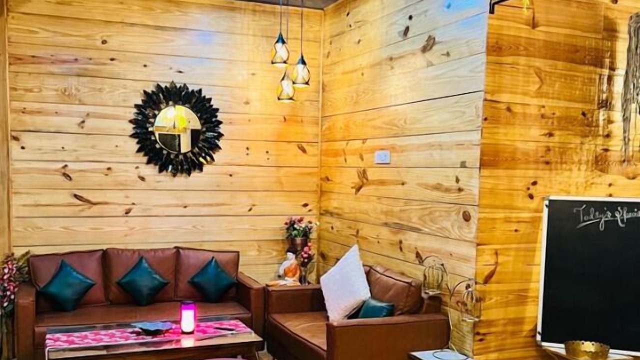 Photo of Bedroom in Naina Range
