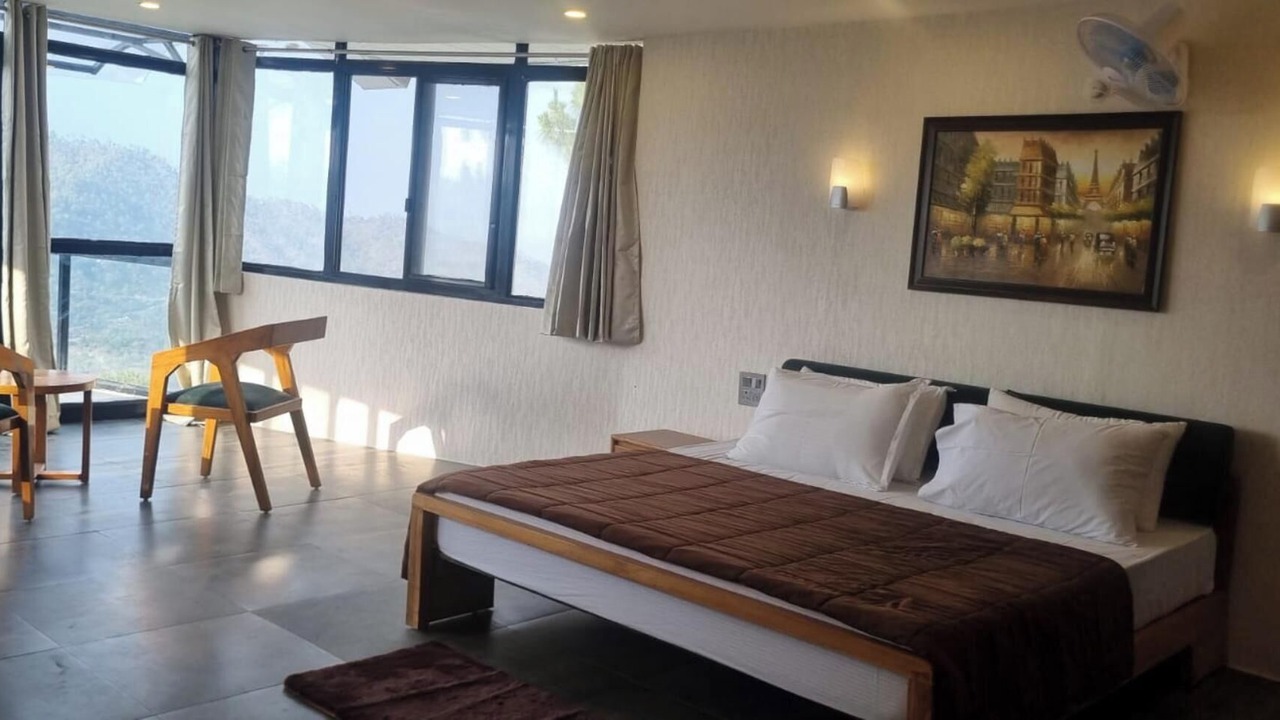 Photo of Bedroom in Almora