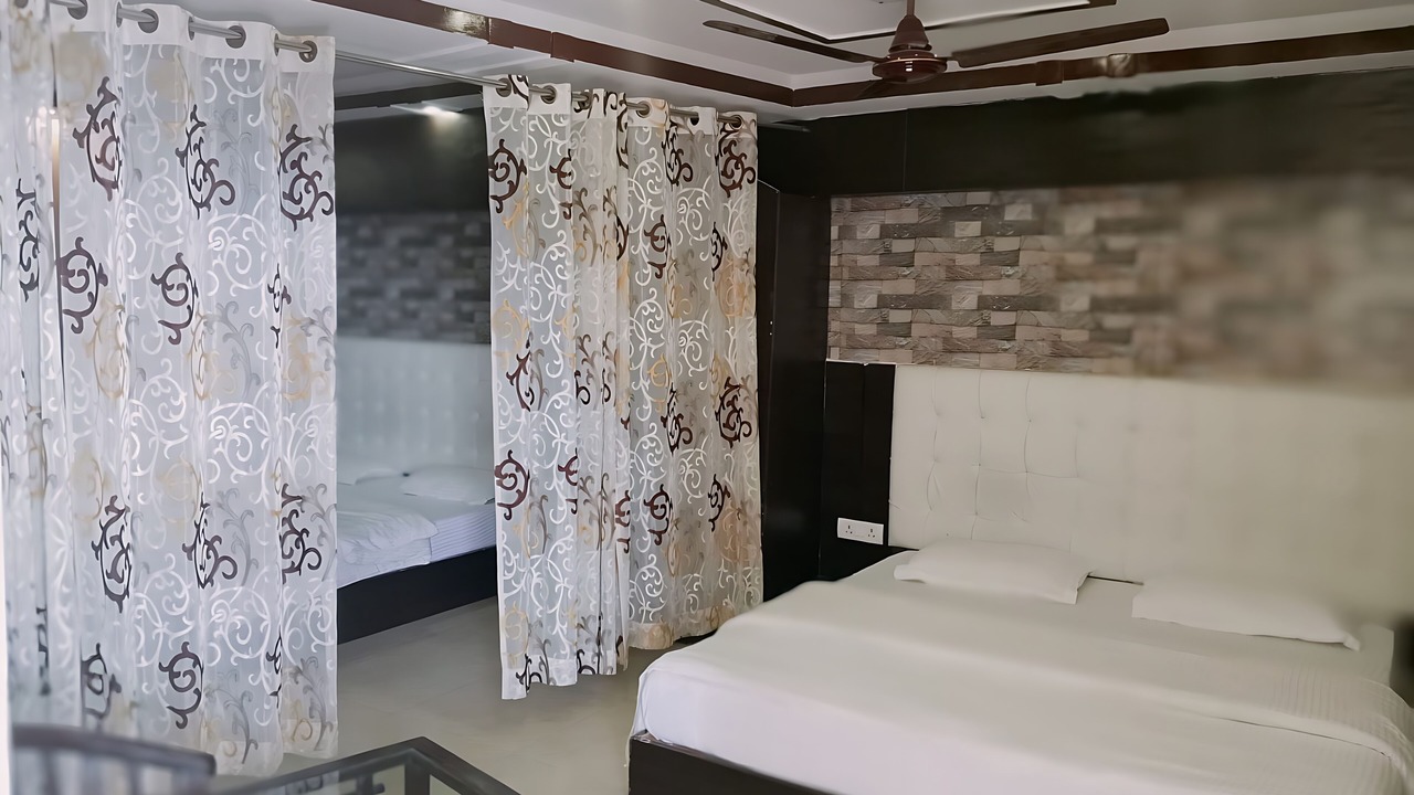 Photo of Bedroom in Lansdowne